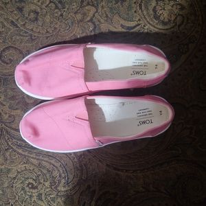 TOMS slip on shoes